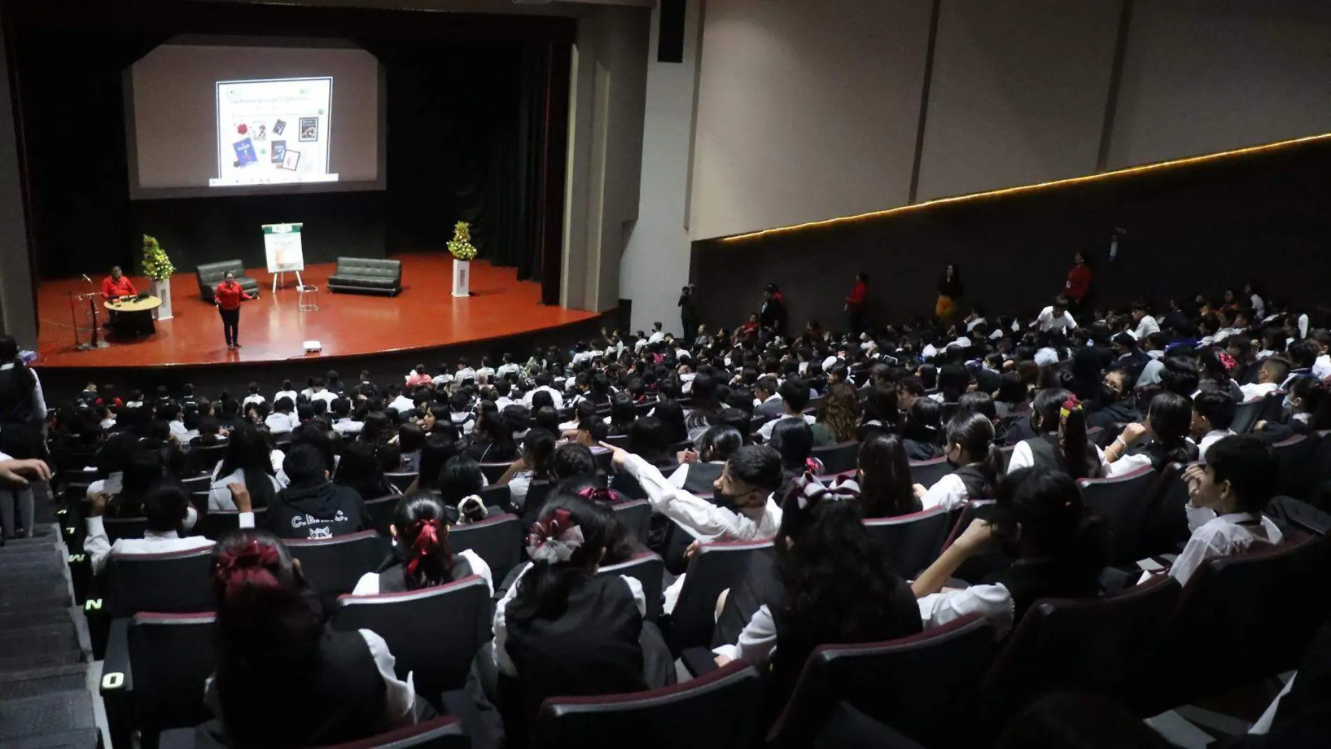 Conferencia estudiantes lectura